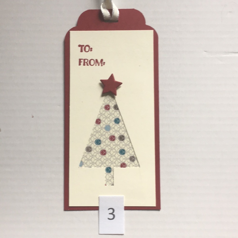 PICK 12 Fancy Christmas Tags FREE SHIPPING - Picture 4 of 15